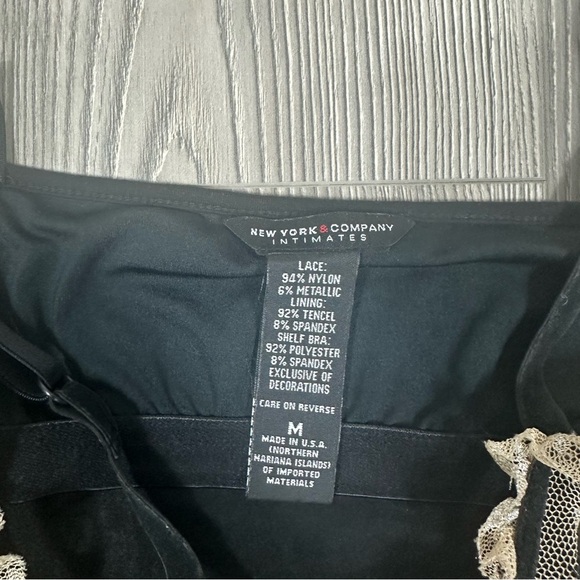 NY & Company Black Cami Metallic Lace Overlay Y2K Party Tank Top Medium - Picture 3 of 6